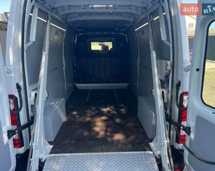 Білий Опель Movano, об'ємом двигуна 2.3 л та пробігом 183 тис. км за 21500 $, фото 31 на Automoto.ua