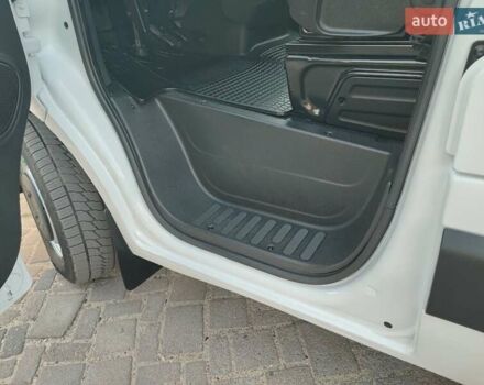 Белый Опель Movano, объемом двигателя 2.3 л и пробегом 212 тыс. км за 17200 $, фото 37 на Automoto.ua
