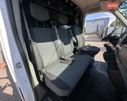 Білий Опель Movano, об'ємом двигуна 2.3 л та пробігом 290 тис. км за 19300 $, фото 23 на Automoto.ua