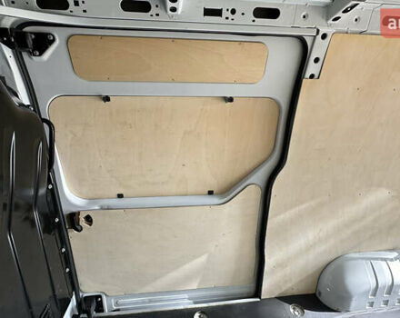 Белый Опель Movano, объемом двигателя 2.3 л и пробегом 162 тыс. км за 17700 $, фото 28 на Automoto.ua