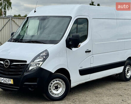 Белый Опель Movano, объемом двигателя 2.3 л и пробегом 320 тыс. км за 15999 $, фото 2 на Automoto.ua