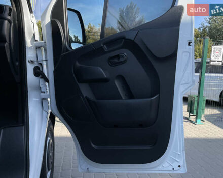 Белый Опель Movano, объемом двигателя 2.3 л и пробегом 158 тыс. км за 18555 $, фото 28 на Automoto.ua