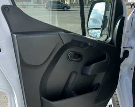 Опель Movano 2021 у Дніпро (Дніпропетровську) на Automoto.ua Білий Опель Movano, об'ємом двигуна 2.3 л та пробігом 255 тис. км за 19300 $, фото 11 на Automoto.ua