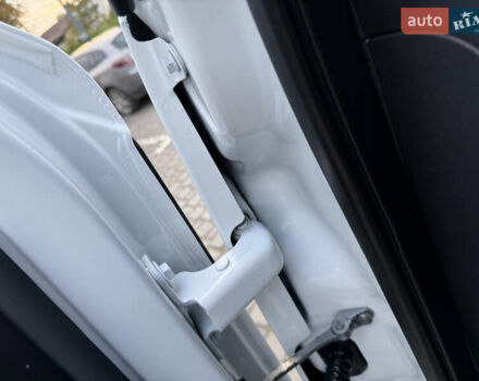 Белый Опель Movano, объемом двигателя 0 л и пробегом 106 тыс. км за 16700 $, фото 27 на Automoto.ua