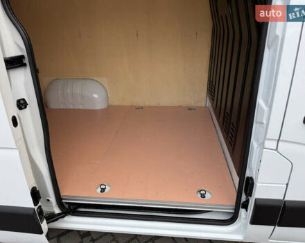 Белый Опель Movano, объемом двигателя 0 л и пробегом 106 тыс. км за 16700 $, фото 78 на Automoto.ua