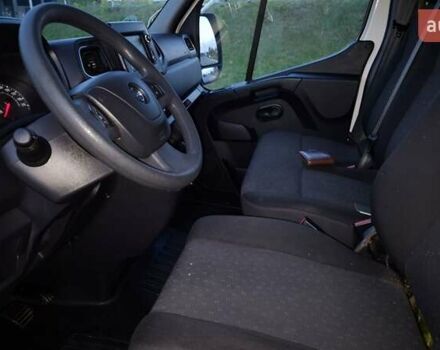 Белый Опель Movano, объемом двигателя 2.3 л и пробегом 275 тыс. км за 18500 $, фото 17 на Automoto.ua