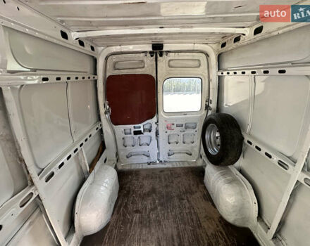 Белый Опель Movano, объемом двигателя 2.8 л и пробегом 521 тыс. км за 5100 $, фото 18 на Automoto.ua