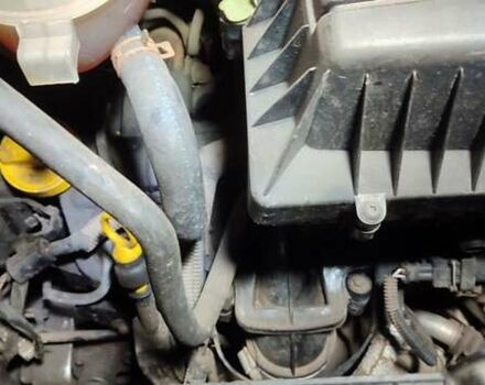 Білий Опель Movano, об'ємом двигуна 2.5 л та пробігом 400 тис. км за 4300 $, фото 4 на Automoto.ua