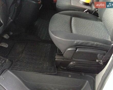 Білий Опель Movano, об'ємом двигуна 2.3 л та пробігом 215 тис. км за 18500 $, фото 10 на Automoto.ua