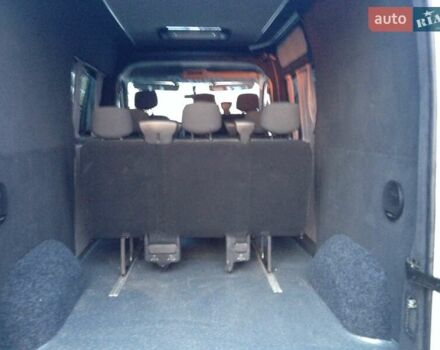 Білий Опель Movano, об'ємом двигуна 2.3 л та пробігом 215 тис. км за 18500 $, фото 16 на Automoto.ua