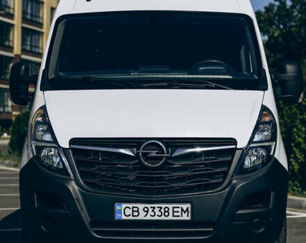 Белый Опель Movano, объемом двигателя 2.3 л и пробегом 280 тыс. км за 26000 $, фото 1 на Automoto.ua