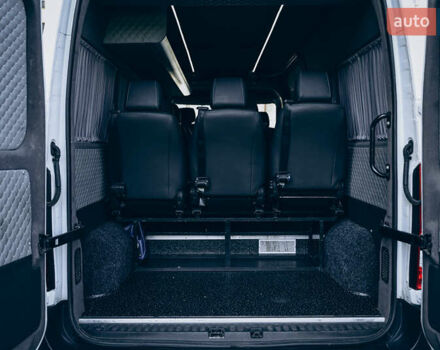 Белый Опель Movano, объемом двигателя 2.3 л и пробегом 280 тыс. км за 26000 $, фото 9 на Automoto.ua