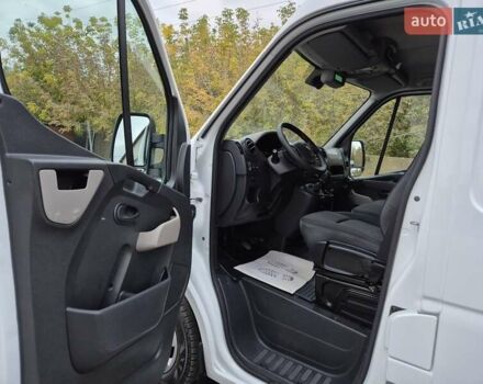 Білий Опель Movano, об'ємом двигуна 2.3 л та пробігом 226 тис. км за 17500 $, фото 24 на Automoto.ua