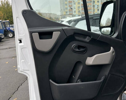 Белый Опель Movano, объемом двигателя 2.3 л и пробегом 214 тыс. км за 19500 $, фото 12 на Automoto.ua