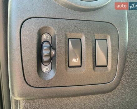 Білий Опель Movano, об'ємом двигуна 2.3 л та пробігом 192 тис. км за 19999 $, фото 11 на Automoto.ua