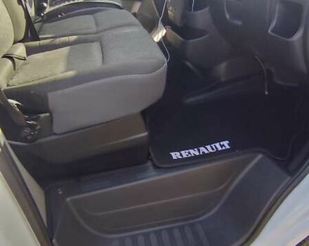 Белый Опель Movano, объемом двигателя 2.3 л и пробегом 400 тыс. км за 21300 $, фото 13 на Automoto.ua