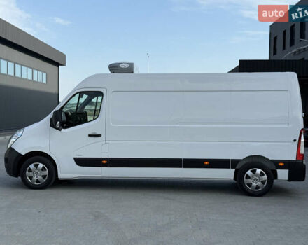 Білий Опель Movano, об'ємом двигуна 0 л та пробігом 230 тис. км за 21800 $, фото 4 на Automoto.ua