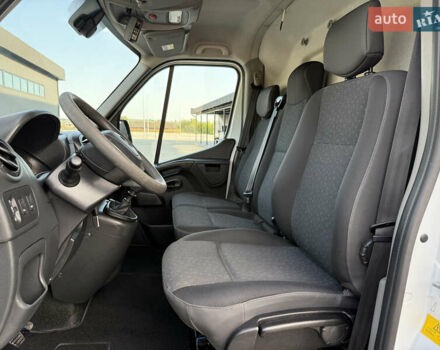 Білий Опель Movano, об'ємом двигуна 0 л та пробігом 230 тис. км за 21800 $, фото 42 на Automoto.ua