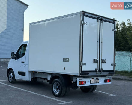 Белый Опель Movano, объемом двигателя 0 л и пробегом 128 тыс. км за 23999 $, фото 8 на Automoto.ua