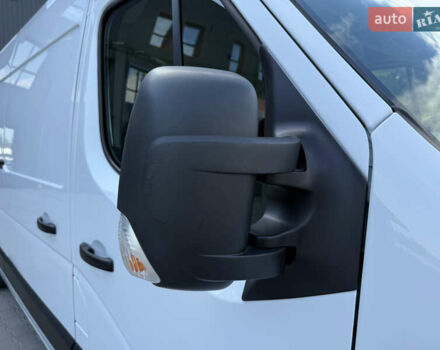 Білий Опель Movano, об'ємом двигуна 0 л та пробігом 230 тис. км за 21800 $, фото 13 на Automoto.ua