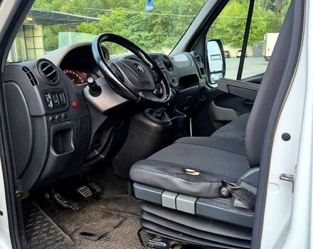 Білий Опель Movano, об'ємом двигуна 2.3 л та пробігом 404 тис. км за 12500 $, фото 4 на Automoto.ua