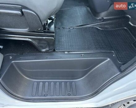 Белый Опель Movano, объемом двигателя 2.3 л и пробегом 367 тыс. км за 20600 $, фото 16 на Automoto.ua