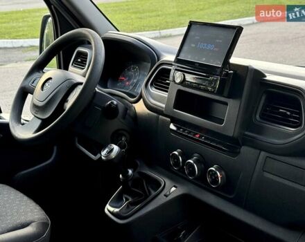 Белый Опель Movano, объемом двигателя 2.3 л и пробегом 319 тыс. км за 18900 $, фото 61 на Automoto.ua