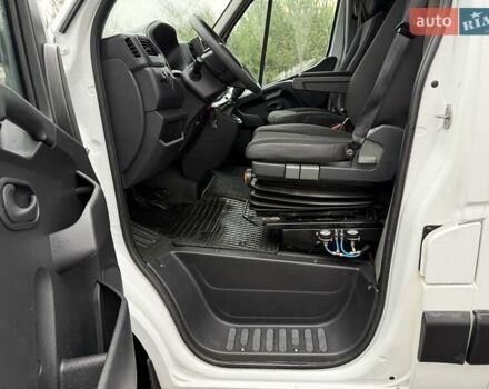 Белый Опель Movano, объемом двигателя 2.3 л и пробегом 303 тыс. км за 17900 $, фото 33 на Automoto.ua