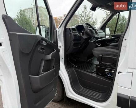Белый Опель Movano, объемом двигателя 2.3 л и пробегом 314 тыс. км за 17900 $, фото 49 на Automoto.ua