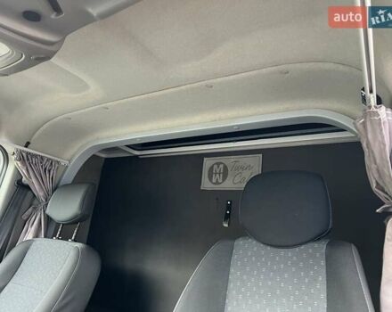 Білий Опель Movano, об'ємом двигуна 2.3 л та пробігом 342 тис. км за 18500 $, фото 23 на Automoto.ua