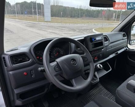Белый Опель Movano, объемом двигателя 2.3 л и пробегом 293 тыс. км за 21500 $, фото 6 на Automoto.ua