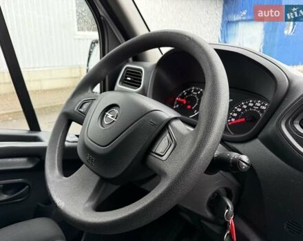 Белый Опель Movano, объемом двигателя 2.3 л и пробегом 303 тыс. км за 17900 $, фото 54 на Automoto.ua
