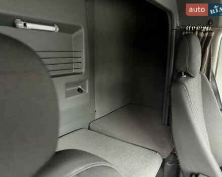 Белый Опель Movano, объемом двигателя 2.3 л и пробегом 303 тыс. км за 17900 $, фото 49 на Automoto.ua