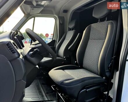 Белый Опель Movano, объемом двигателя 2.3 л и пробегом 319 тыс. км за 18900 $, фото 20 на Automoto.ua