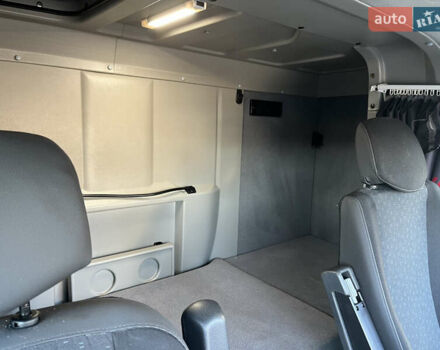 Білий Опель Movano, об'ємом двигуна 0 л та пробігом 326 тис. км за 20500 $, фото 17 на Automoto.ua