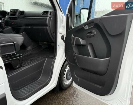 Белый Опель Movano, объемом двигателя 2.3 л и пробегом 303 тыс. км за 17900 $, фото 45 на Automoto.ua