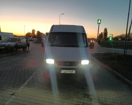 Белый Опель Movano, объемом двигателя 2.2 л и пробегом 475 тыс. км за 6500 $, фото 4 на Automoto.ua