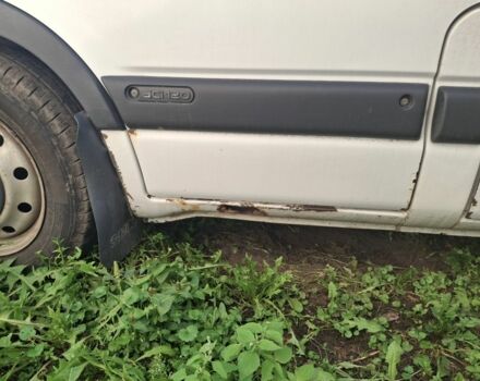 Білий Опель Movano, об'ємом двигуна 2.5 л та пробігом 650 тис. км за 5000 $, фото 4 на Automoto.ua