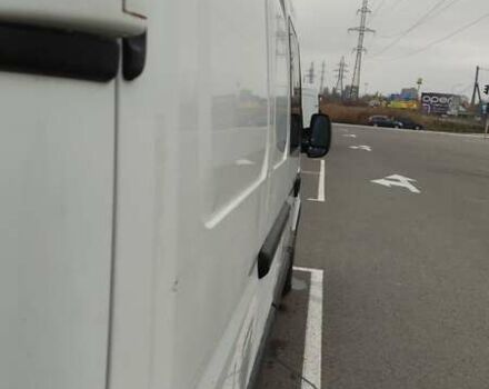 Белый Опель Movano, объемом двигателя 2.5 л и пробегом 521 тыс. км за 8800 $, фото 1 на Automoto.ua