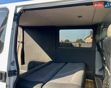 Белый Опель Movano, объемом двигателя 2.46 л и пробегом 400 тыс. км за 7800 $, фото 38 на Automoto.ua
