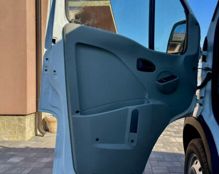 Белый Опель Movano, объемом двигателя 2.46 л и пробегом 400 тыс. км за 7800 $, фото 22 на Automoto.ua