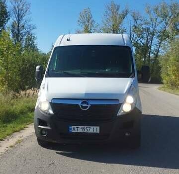 Белый Опель Movano, объемом двигателя 2.3 л и пробегом 420 тыс. км за 14500 $, фото 7 на Automoto.ua