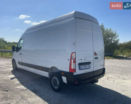Белый Опель Movano, объемом двигателя 2.3 л и пробегом 324 тыс. км за 18500 $, фото 3 на Automoto.ua
