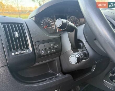 Білий Опель Movano, об'ємом двигуна 0 л та пробігом 86 тис. км за 25000 $, фото 24 на Automoto.ua