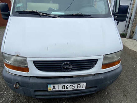 Белый Опель Movano, объемом двигателя 2.8 л и пробегом 300 тыс. км за 3300 $, фото 1 на Automoto.ua