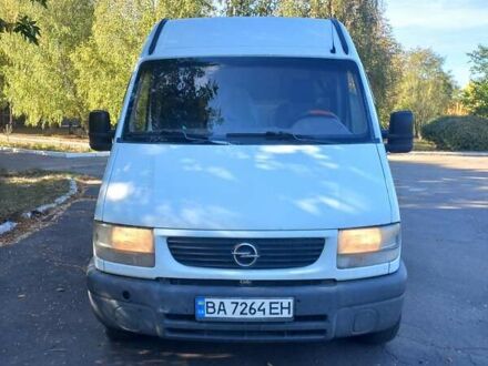 Белый Опель Movano, объемом двигателя 2.8 л и пробегом 670 тыс. км за 4000 $, фото 1 на Automoto.ua