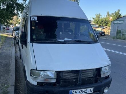 Білий Опель Movano, об'ємом двигуна 2.2 л та пробігом 480 тис. км за 2000 $, фото 1 на Automoto.ua