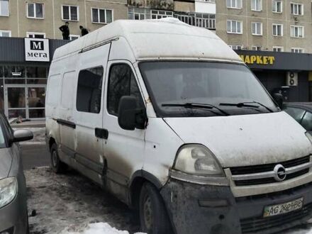 Білий Опель Movano, об'ємом двигуна 2.5 л та пробігом 400 тис. км за 4000 $, фото 1 на Automoto.ua