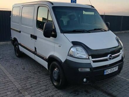 Белый Опель Movano, объемом двигателя 2.5 л и пробегом 400 тыс. км за 7500 $, фото 1 на Automoto.ua