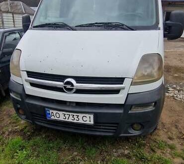 Белый Опель Movano, объемом двигателя 3 л и пробегом 500 тыс. км за 5600 $, фото 1 на Automoto.ua